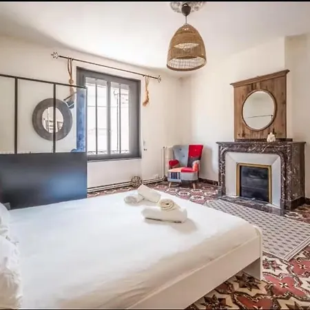 Comme Evidence 빌라