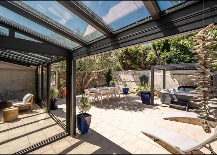 ヴィラ Comme Evidence *